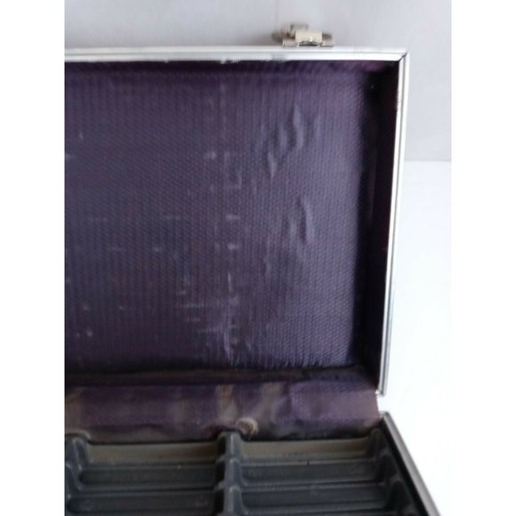 Audio Cassette Vintage 30-Tape Suitcase Storage Case - Picture 10 of 11